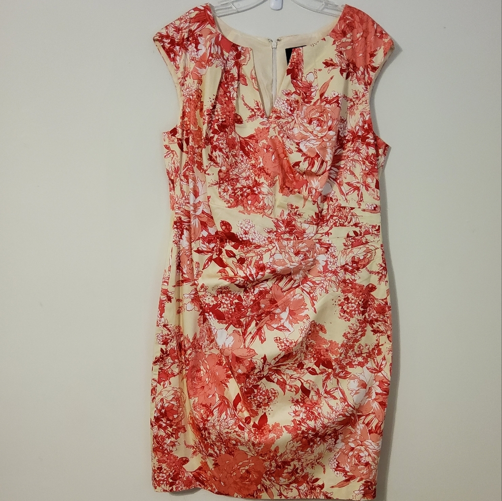 Adrianna Papell Pink and Cream Floral Sleeveless Pleated Side Sheath Midi Dress